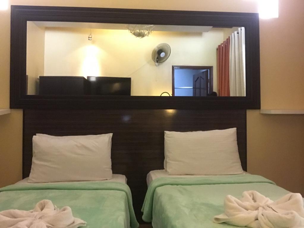 Mactan Breeze - Airport Bed And Breakfast Đảo Mactan Ngoại thất bức ảnh