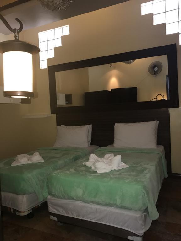 Mactan Breeze - Airport Bed And Breakfast Đảo Mactan Ngoại thất bức ảnh