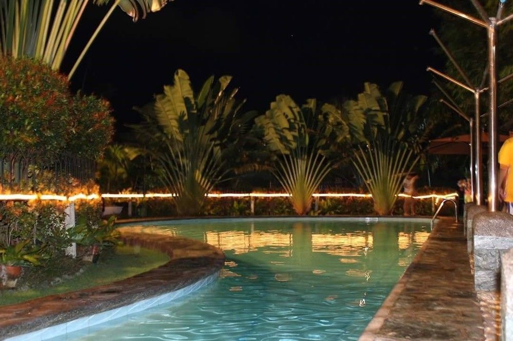 Mactan Breeze - Airport Bed And Breakfast Đảo Mactan Ngoại thất bức ảnh